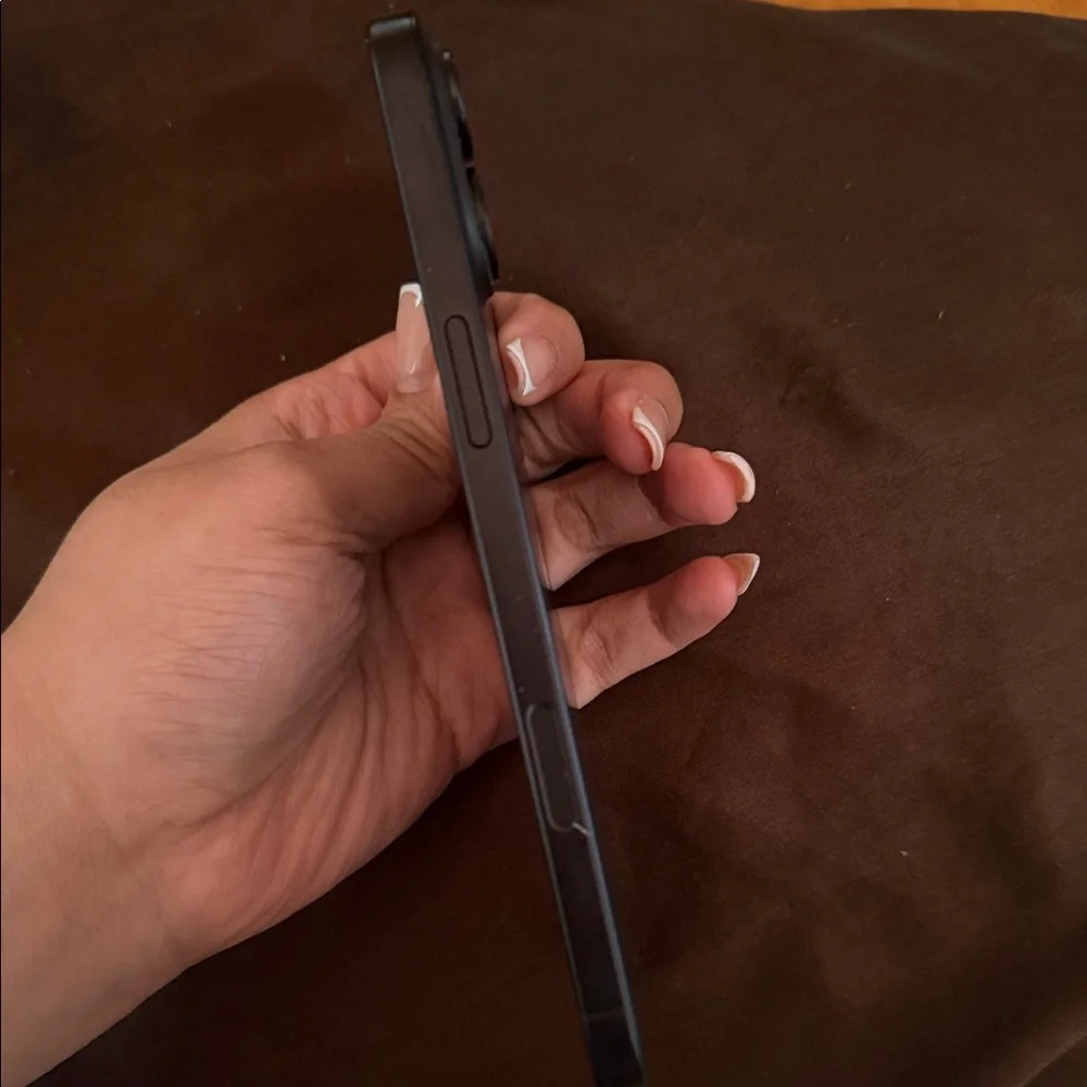 Apple iPhone in Black